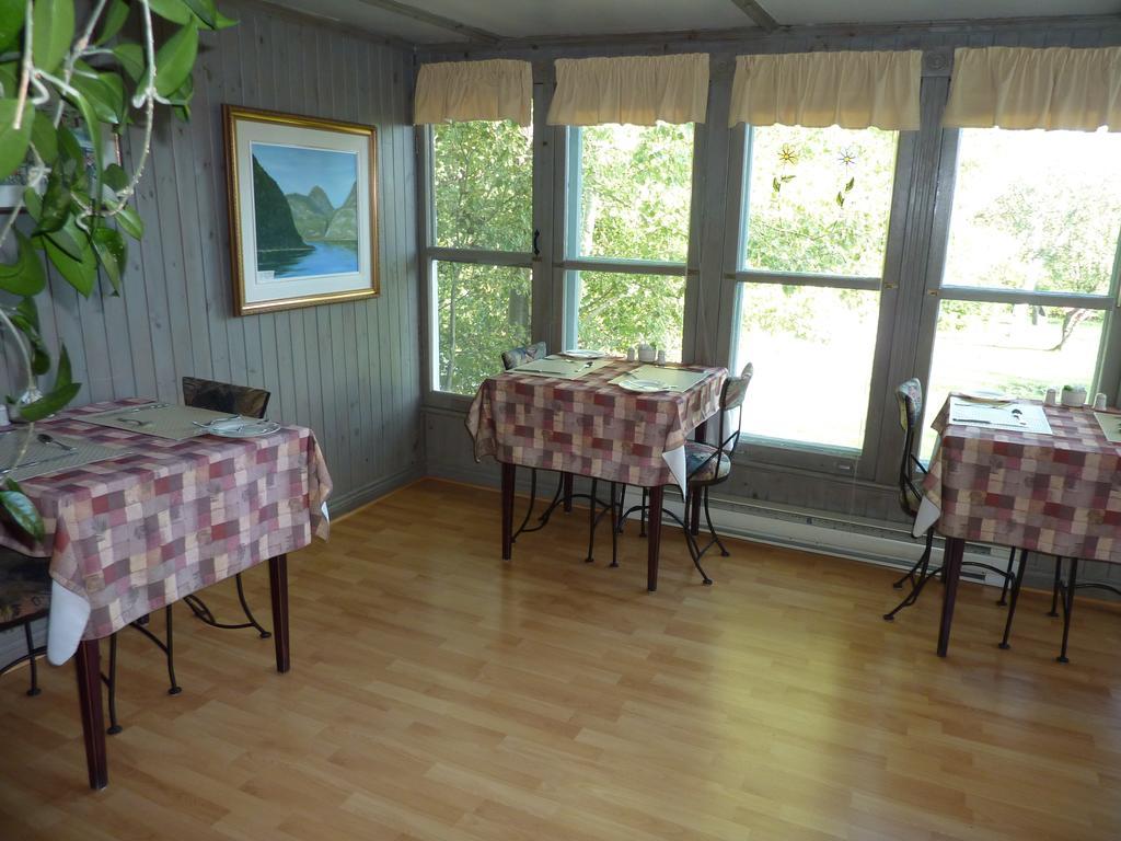Auberge Petite Plaisance La Malbaie Luaran gambar