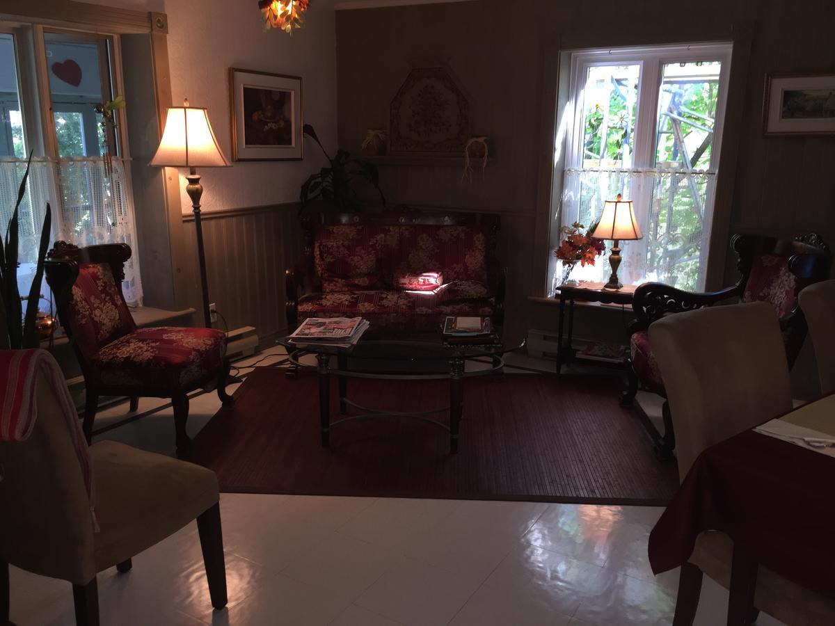 Auberge Petite Plaisance La Malbaie Luaran gambar
