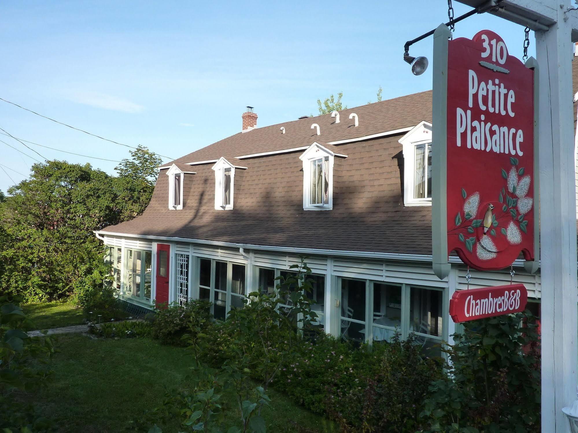 Auberge Petite Plaisance La Malbaie Luaran gambar