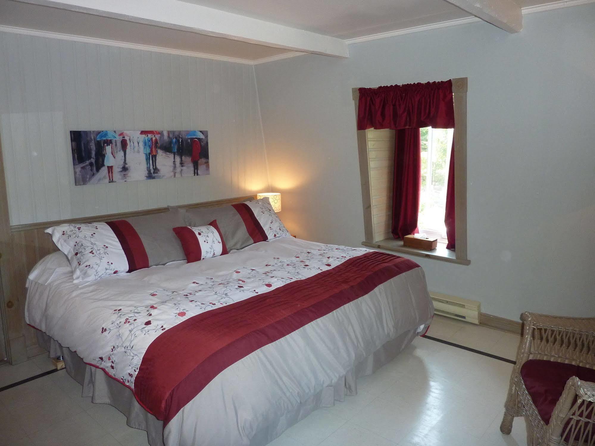 Auberge Petite Plaisance La Malbaie Luaran gambar