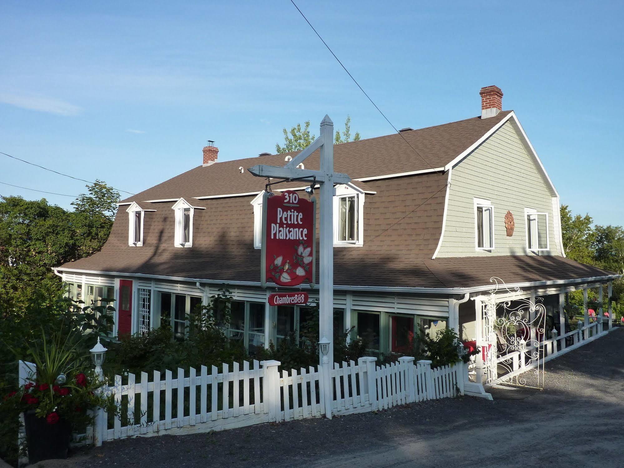 Auberge Petite Plaisance La Malbaie Luaran gambar
