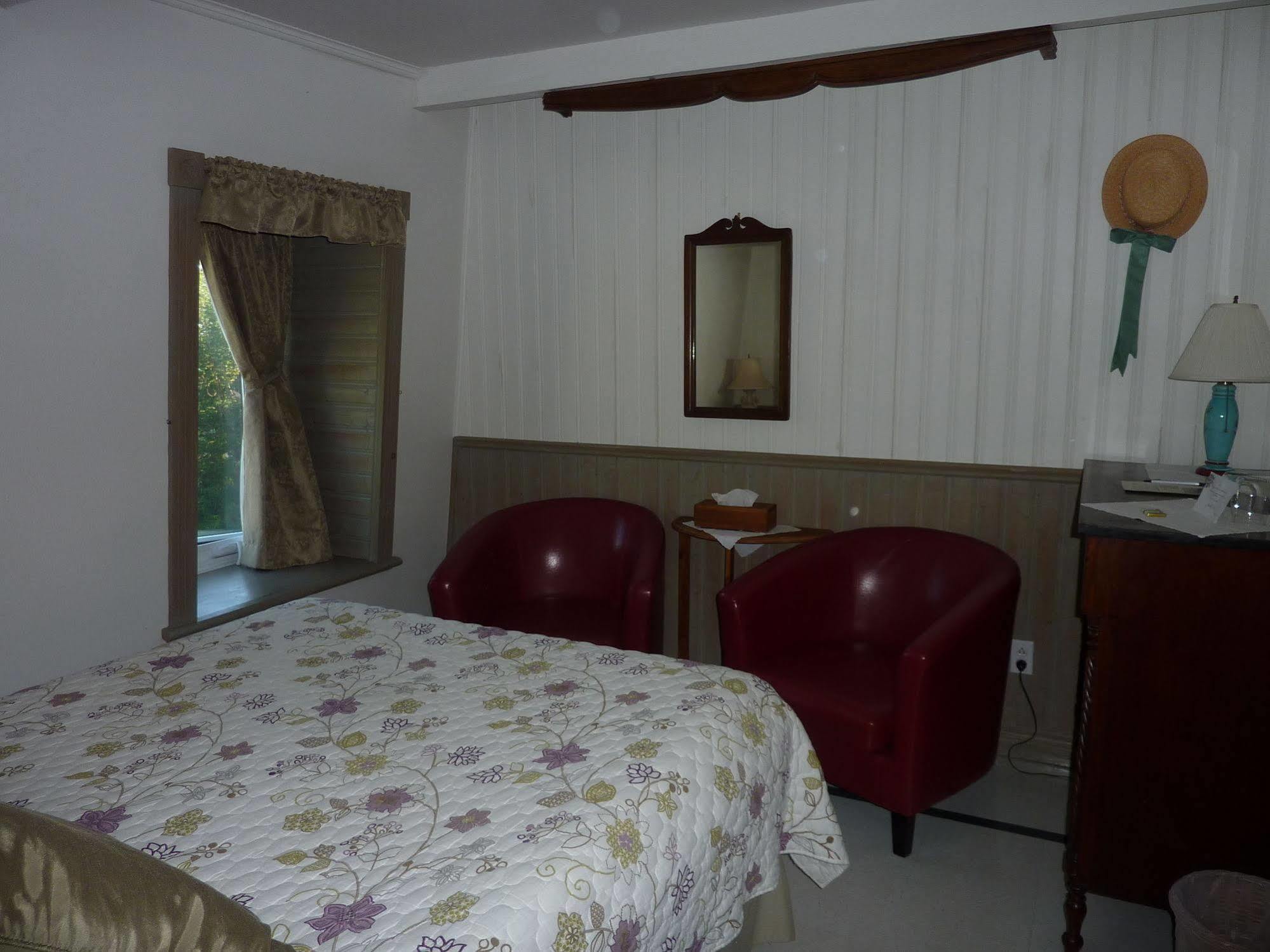 Auberge Petite Plaisance La Malbaie Luaran gambar