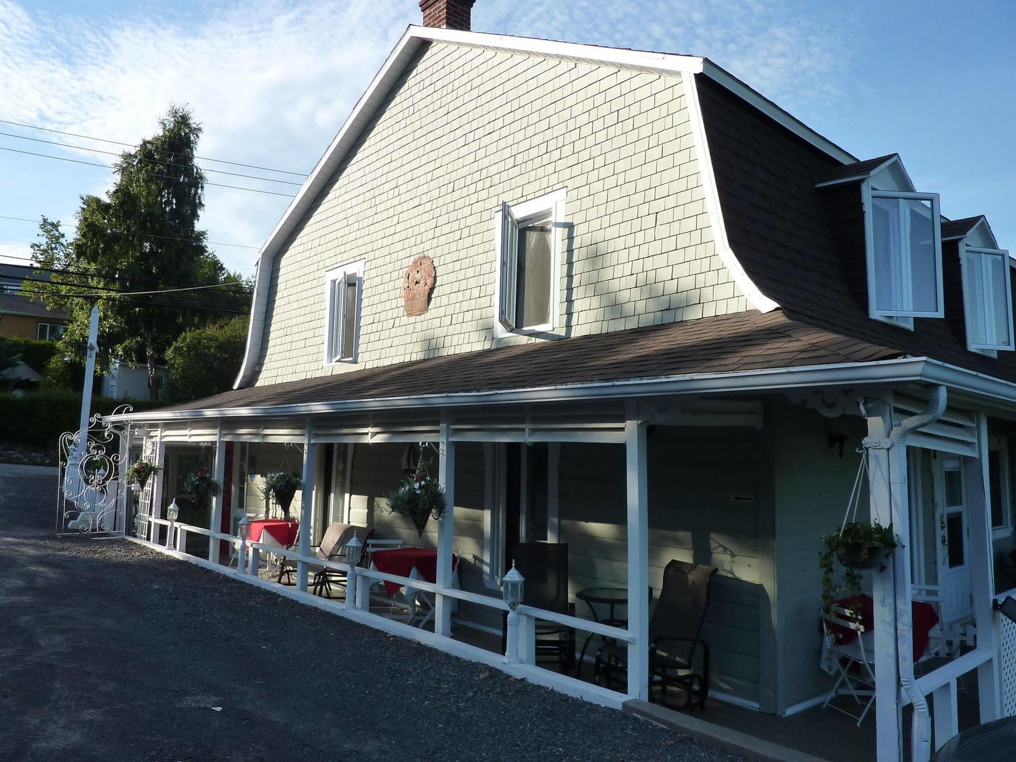 Auberge Petite Plaisance La Malbaie Luaran gambar