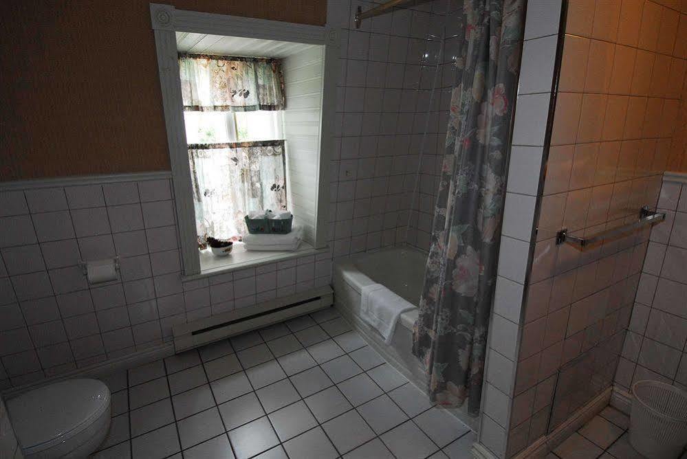 Auberge Petite Plaisance La Malbaie Luaran gambar
