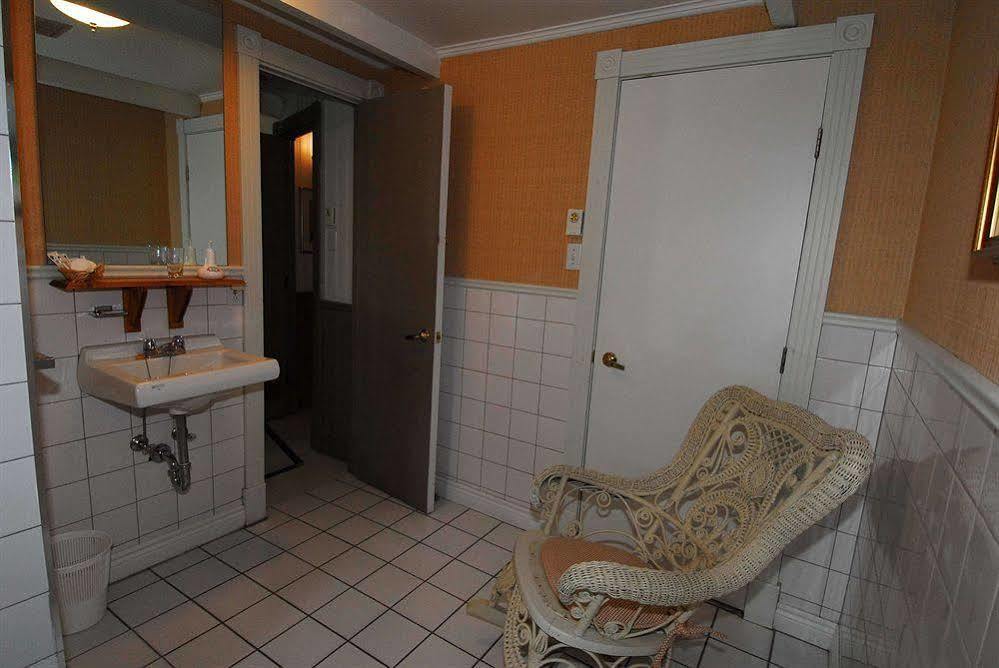 Auberge Petite Plaisance La Malbaie Luaran gambar